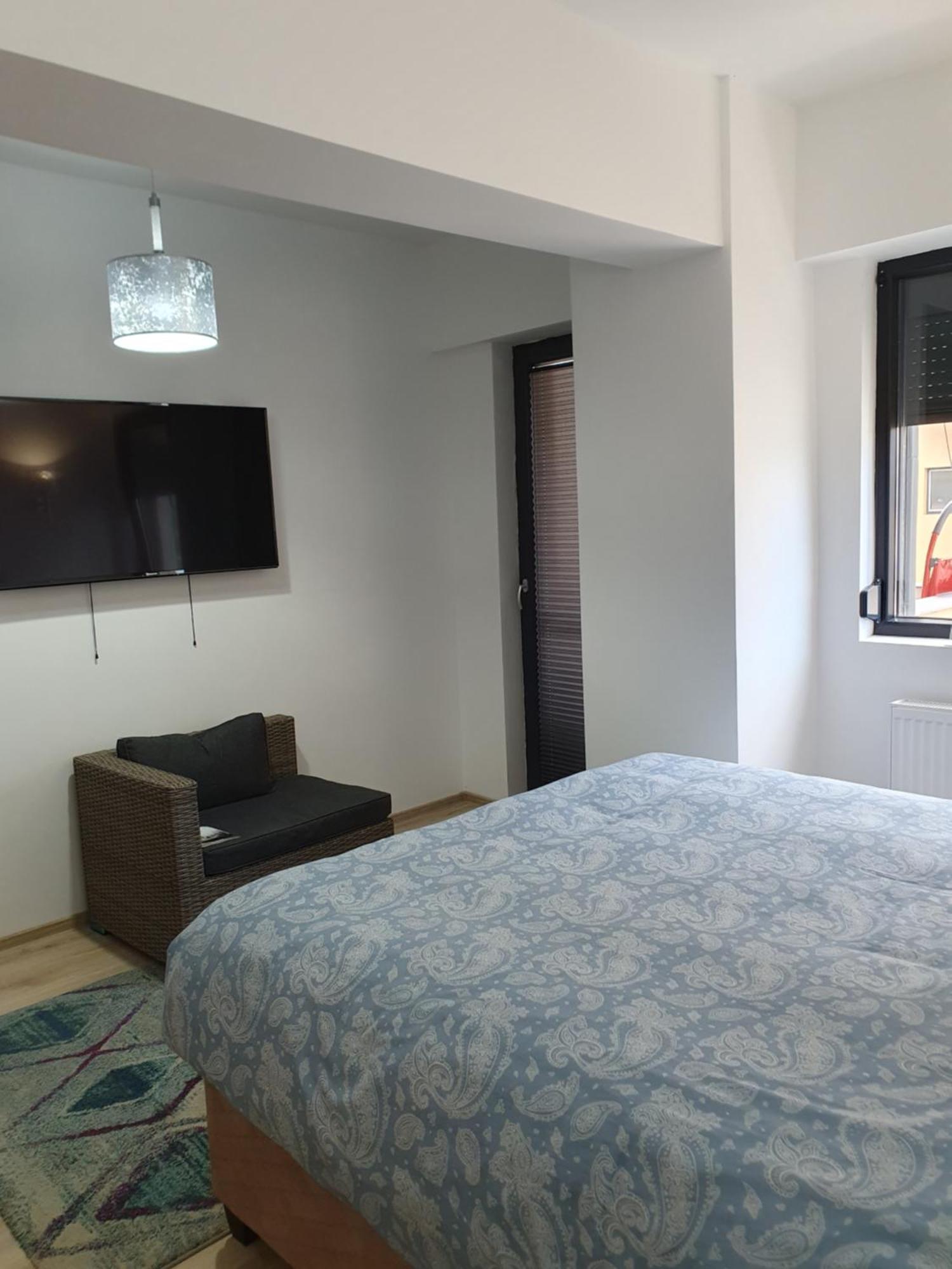 Apartament Castelul Bran Ramnicu Valcea Bagian luar foto