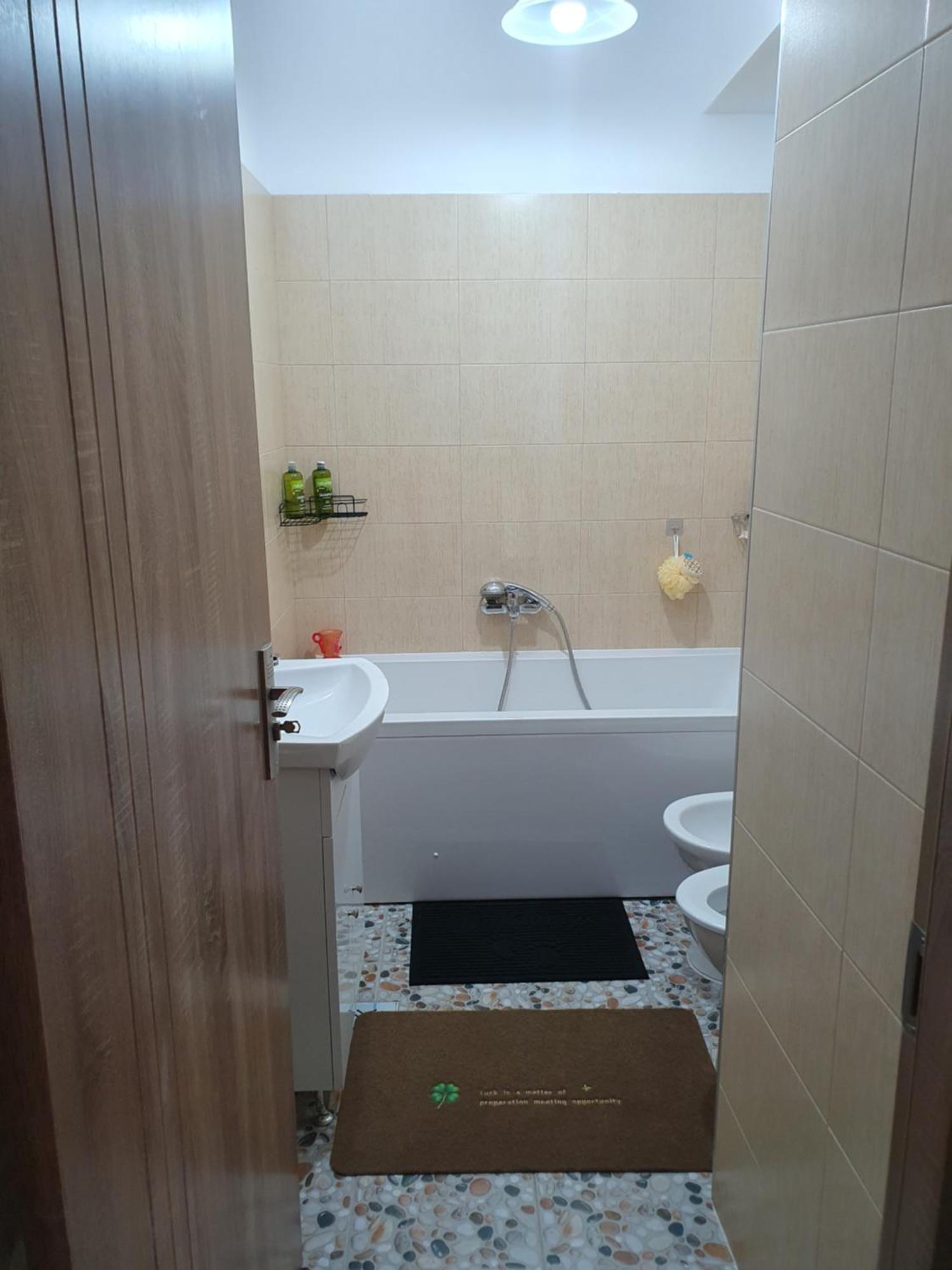 Apartament Castelul Bran Ramnicu Valcea Bagian luar foto