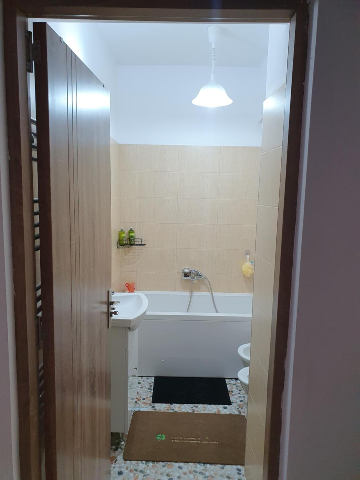 Apartament Castelul Bran Ramnicu Valcea Bagian luar foto